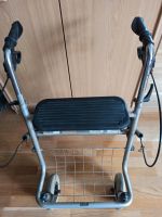 Rollator  klappbar Sehr gute Bremsen  Kann in der Münchner Innens München - Ludwigsvorstadt-Isarvorstadt Vorschau