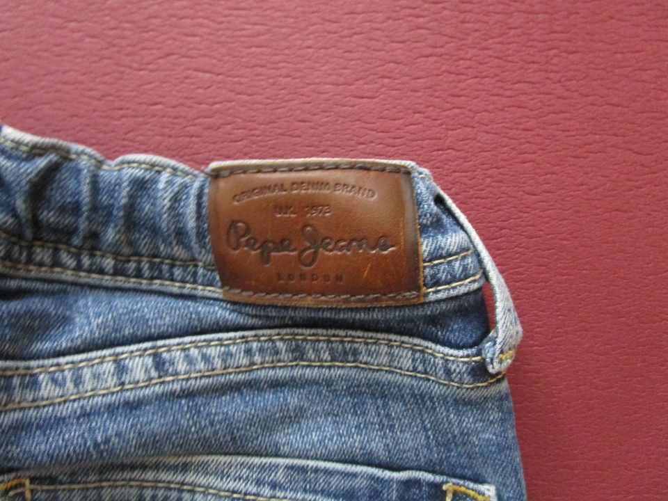 Original Pepe Jeans London Jungen Gr 128 (8 Jahre) TOP Gummibund in Höhr-Grenzhausen