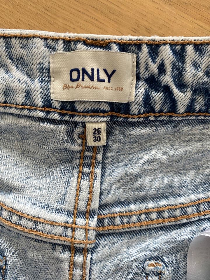 Jeans Hose Only Größe 26 Länge 30 sehr gut erhalten in Ettenheim