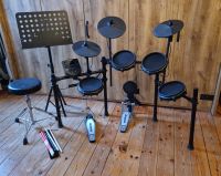 E-Drum Set (Alesis DM7X) für Einsteiger mit Zubehör Berlin - Pankow Vorschau