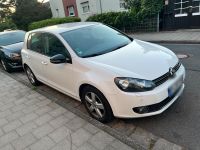 Vw golf 6 1.6 tdi 2012 style Hessen - Neu-Isenburg Vorschau