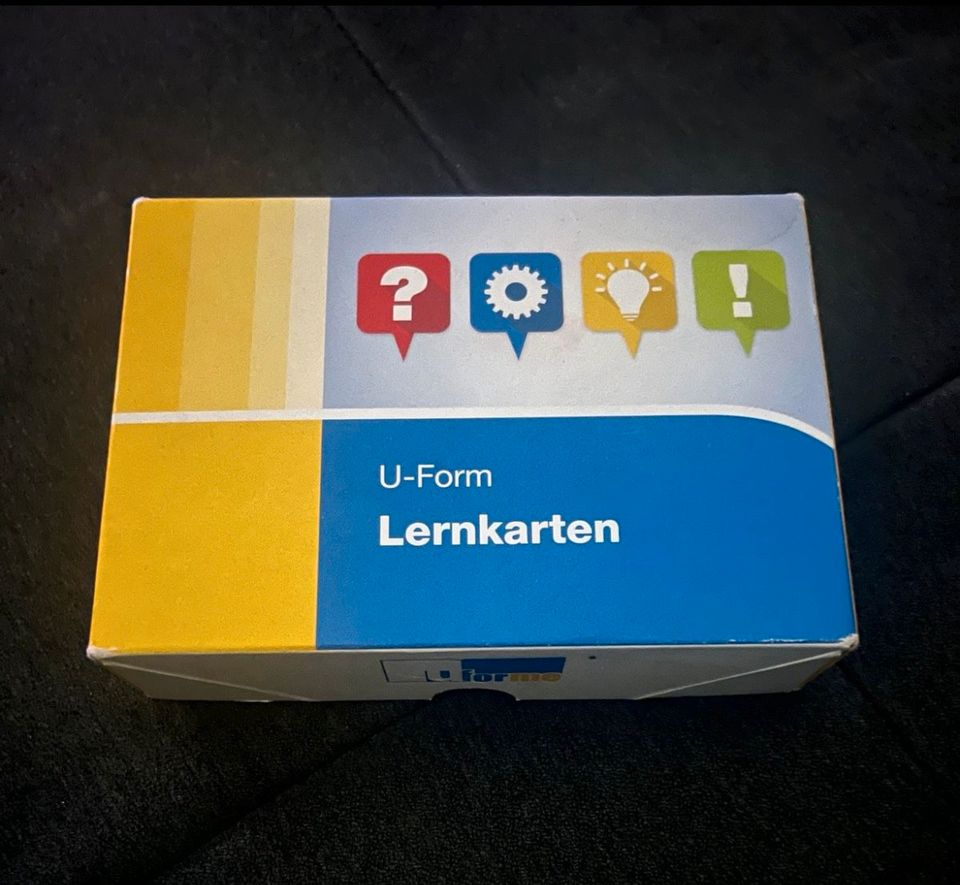 Lernkarten U - FORM Kauffrau im Gesundheitswesen in Dreieich