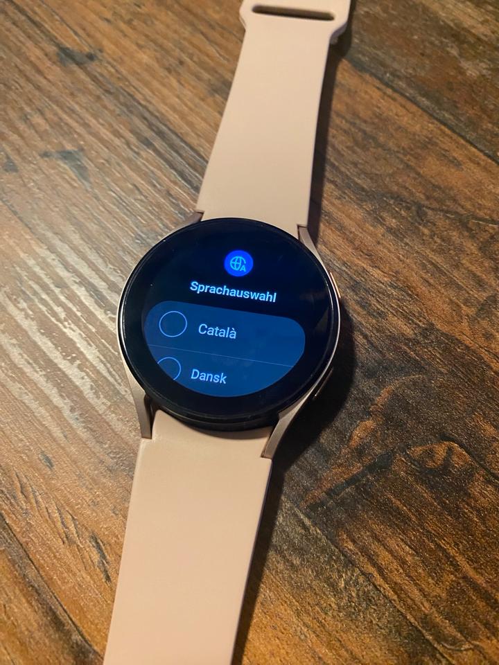 Samsung Galaxy Watch 4 / wie neu in Radeberg