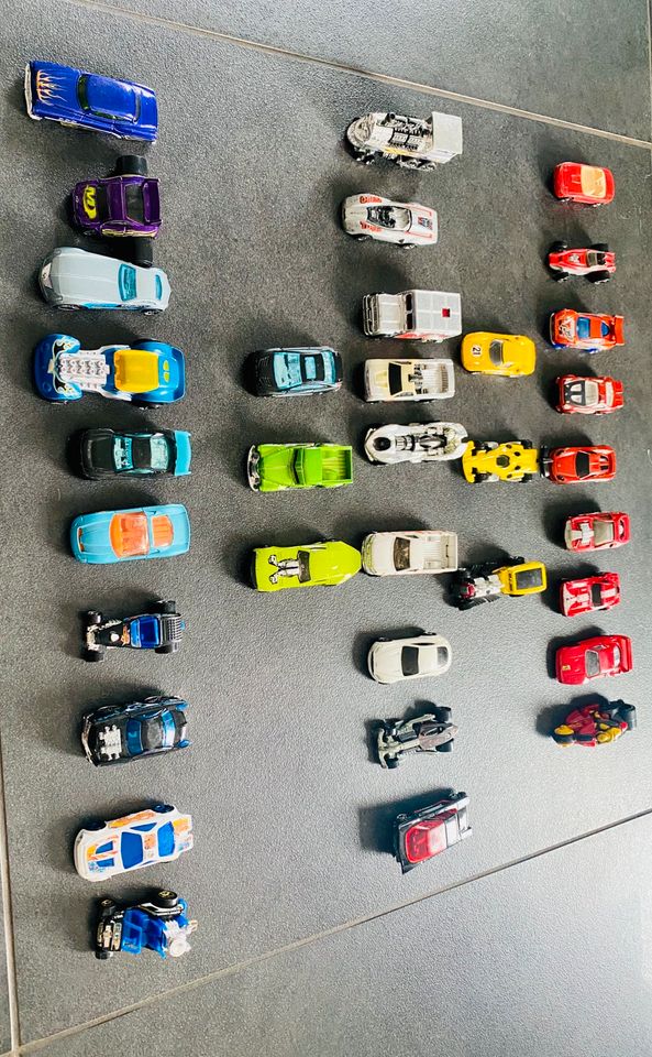 Hotwheels Konvolut | Set| 37 x Hotwheels | Porsche, Ferrari, etc. in Borken