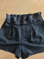 Shorts mir Gürtel schwarz gr. 42 Bayern - Traunstein Vorschau