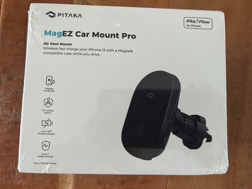 Pitaca MagEZ Carmount Pro KFZ Handyhalterung magnetisch -NEU in Oberursel (Taunus)