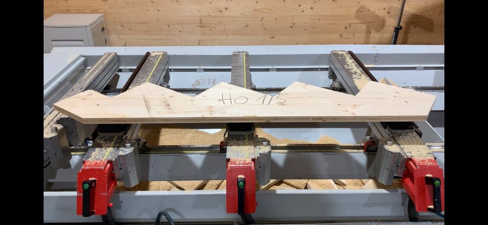 CNC Lohnfertigung Holz / Lohnfräsen / CNC / Holz in Stötten