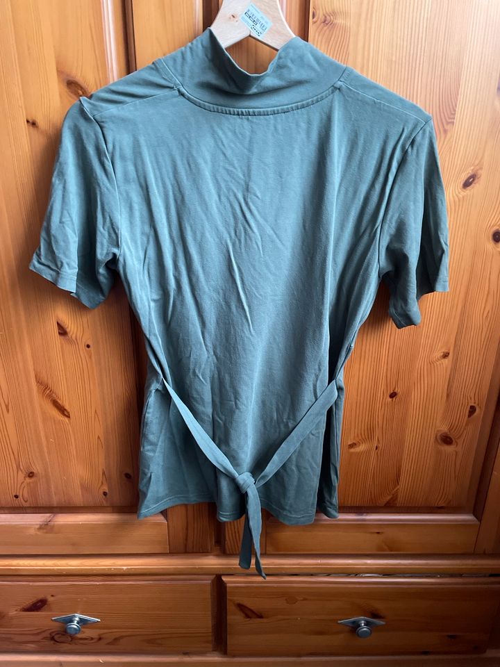 TCM Schwangerschaftsshirt Shirt grün Gr. 40/42 in Ahaus