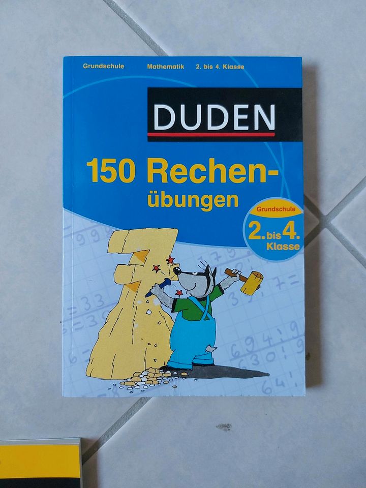 3 × Duden für die Grundschule (Englisch, Mathe,Deutsch) in Xanten