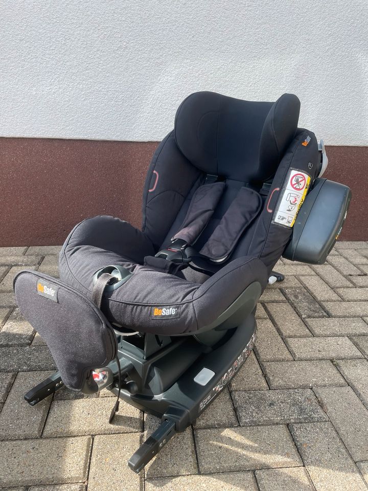 BeSafe iZi Kid X2 i-Size Reboarder Auto Kindersitz (Isofix) in Battenberg