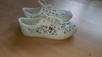 Turnschuhe/ Sneaker  "Zahnfee" Gr 41 handmade( bemalt) Nordrhein-Westfalen - Königswinter Vorschau