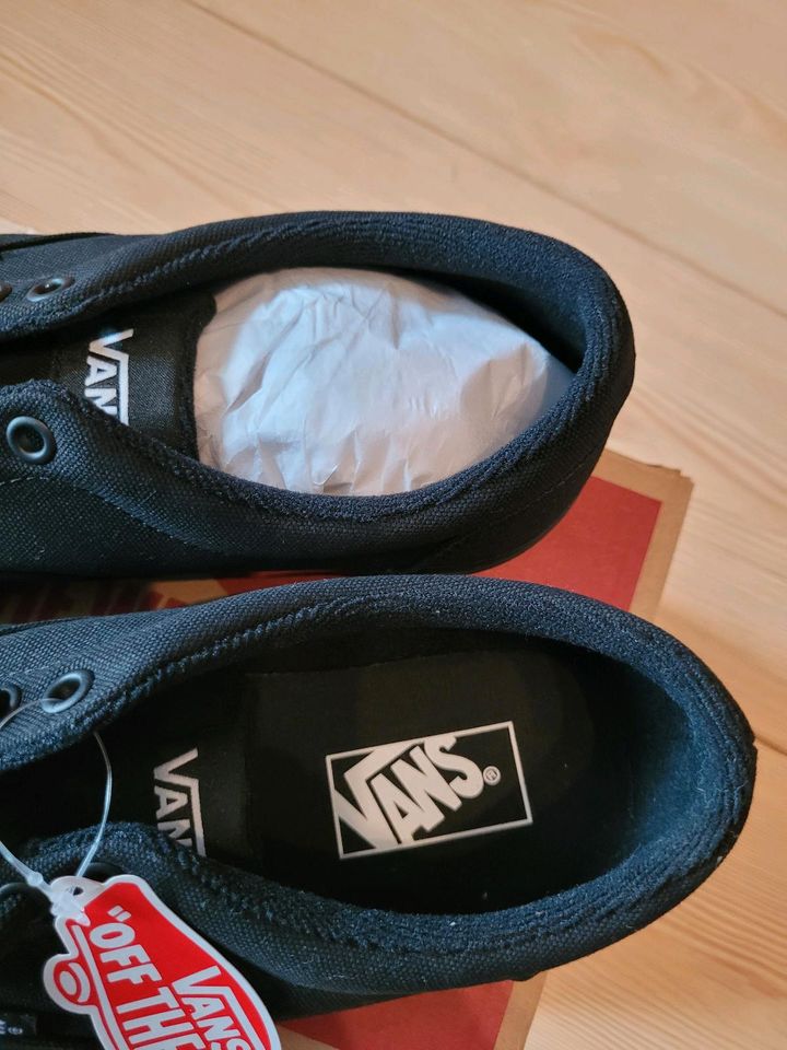 Neu ovp Vans Doheny Sneaker Schuhe Gr. 43 schwarz in Braunschweig