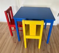 Kindertisch blau mit 2 Stühle rot / gelb Baden-Württemberg - Remseck am Neckar Vorschau