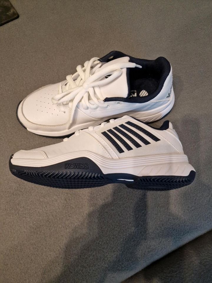 K-Swiss Sneaker Leder...weiss...Neu ohne Karton...39,5 in  Nordrhein-Westfalen - Fröndenberg (Ruhr) | eBay Kleinanzeigen ist jetzt  Kleinanzeigen