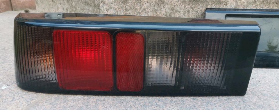 Rückleuchten Set Band Schwarz Ford Sierra MK2 Stufenheck in Stützengrün