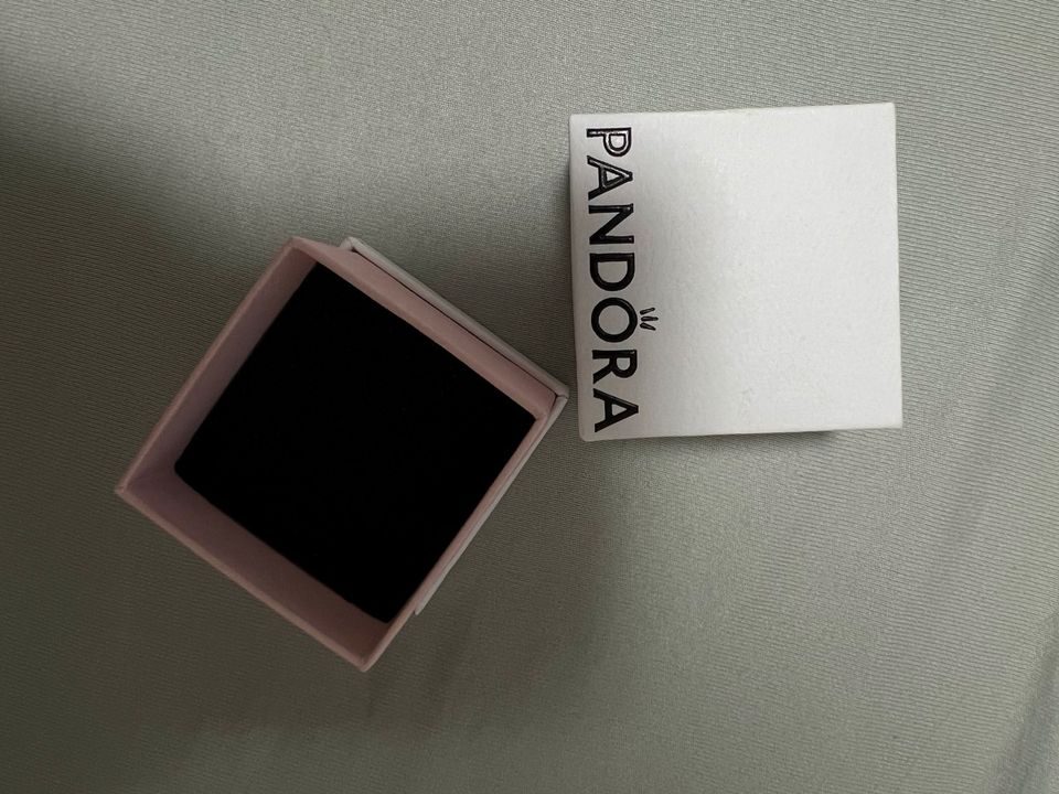 Pandora Schmuck Aufbewahrungsbox für Ringe oder Ohrringe in Mülheim (Ruhr)