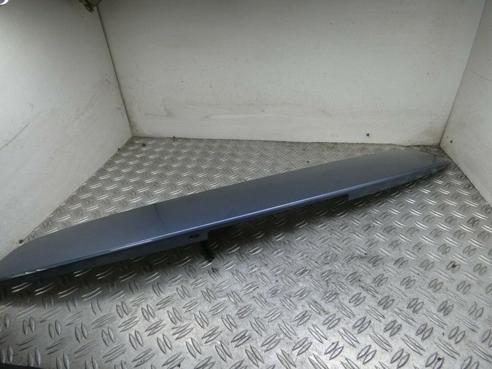 Mercedes W211 Dachspoiler A2117900188 Blau 353U Nr.53 in Massenbachhausen