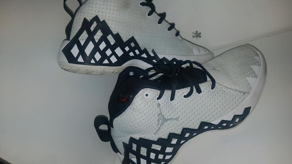 Nike Air Jordan Jumpman Diamond mid günstig zu verkaufen in Bergneustadt