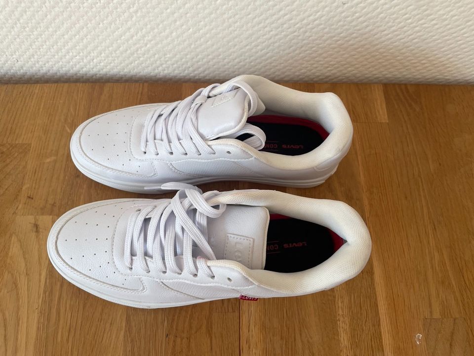 Schuhe Leder.USA.Levis.Sport.Turn.Sneaker.Tennis in Berlin