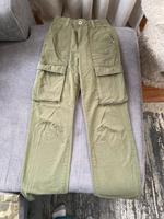 Bershka Cargohose in Khaki Größe 32 Bayern - Coburg Vorschau