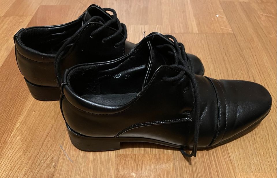 Anzug schwarz 128 Sakko Hose Schuhe zum Anlass gr 30 in München