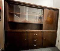 Vintage Wohnzimmerschrank aus Echtholz – viel Stauraum Niedersachsen - Hatten Vorschau