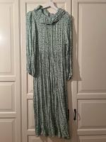 Kleid Edited, Midikleid, Blümchenkleid neuwertig Hessen - Hanau Vorschau