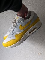 Nike Air Max 1 Tour Yellow 44 Hessen - Solms Vorschau