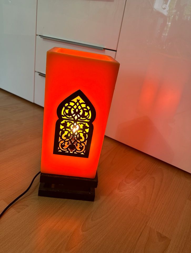 Orientalische Lampe aus Wachs in Essen