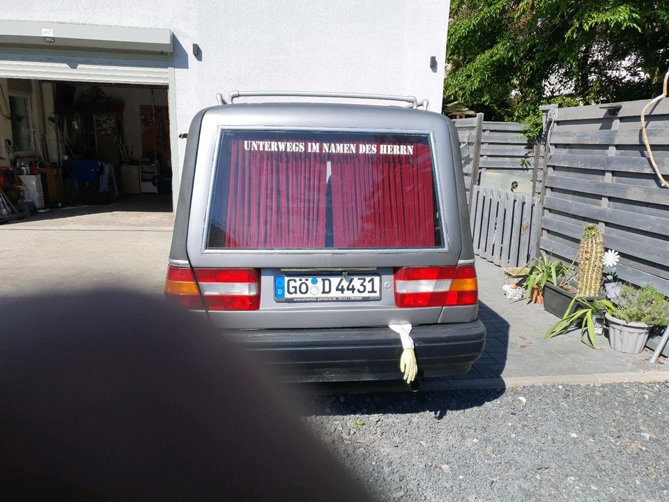 Bastler Fahrzeug Volvo Bestattung / Leichenwagen ohne Tüv in Göttingen