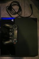 PS4 4 + 4 Spiele Playstation 4 500GB Sony Console Konsole Niedersachsen - Salzgitter Vorschau