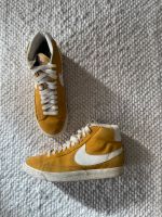 Nike Sneaker - Sb Blazer Gold Dart gelb Yellow Vintage Friedrichshain-Kreuzberg - Kreuzberg Vorschau