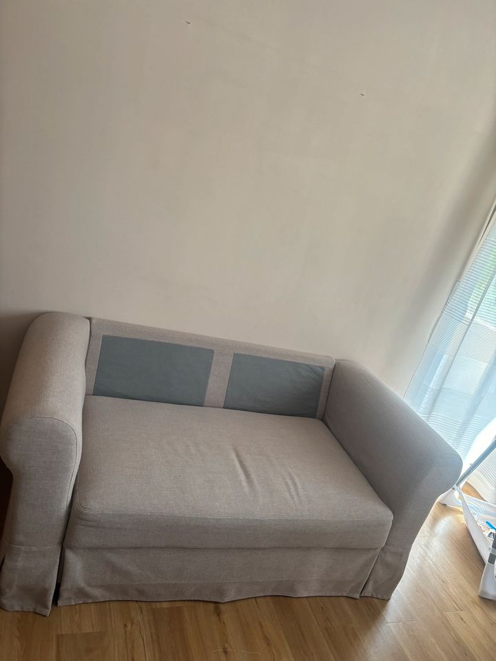 Sofa zum Verkaufen in Sandfarbe in Mannheim