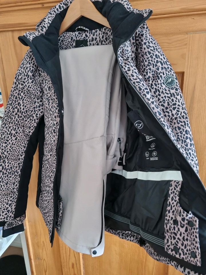 Ski Jacke und passende Hose in Frankfurt am Main