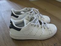 Kinder ADIDAS Sneaker Stan Smith Weiß / Blau Größe 36 Nordrhein-Westfalen - Lippetal Vorschau