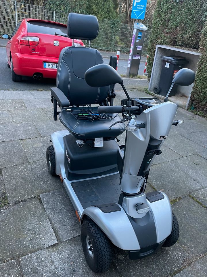 Elektrorollstuhl von Pride Mobility in Recklinghausen