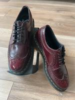 Dr. Martens 3989 in weinrot/Lack Schnürer Bochum - Bochum-Südwest Vorschau