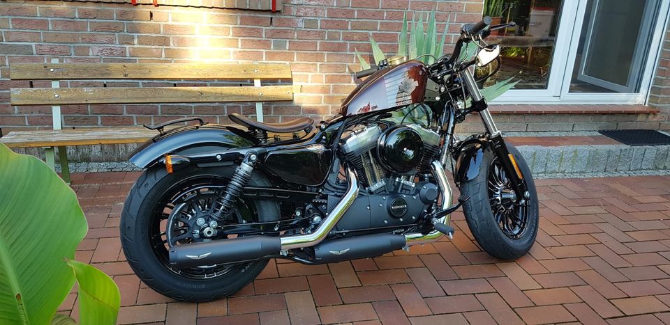 Harley Davidson 48 in neuwertigem Zustand mit toller Ausstattung! in Bad Säckingen