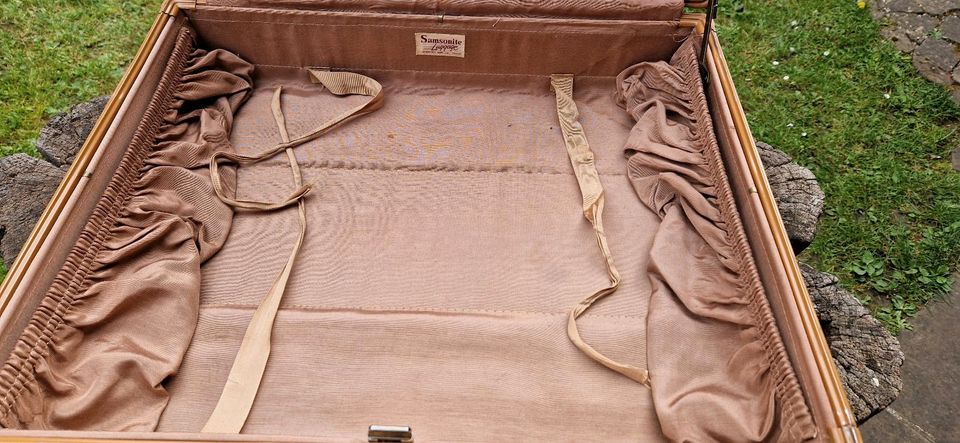 Alter Samsonite Koffer 4651, Vintage, Cognac-Farbe, 50er Jahre in Biebergemünd