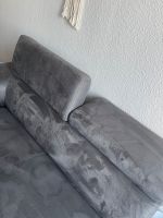 Kleines Sofa in grau zu verkaufen Berlin - Hohenschönhausen Vorschau