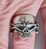 Ein SILBER Totenkopf-Ring Baden-Württemberg - Baden-Baden Vorschau