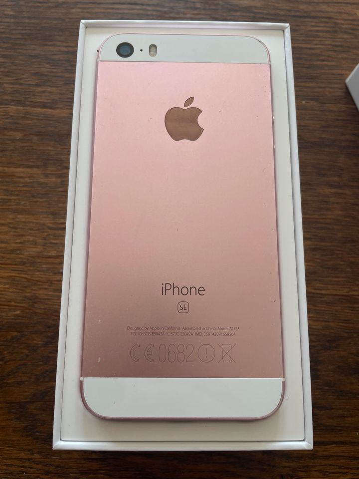 iPhone SE 1. Gen Rosé Gold 64GB in München