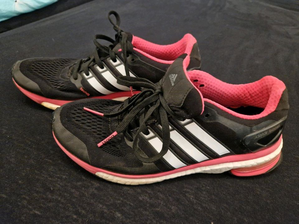 Adidas Adistar Boost Gr. 40 schwarz/Pink wie neu in Bassum