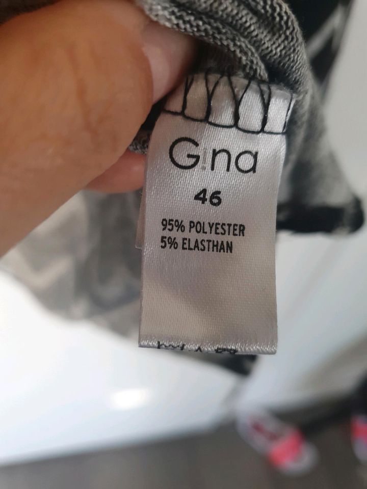 Longpulli Gina Gr 46 schwarz in Leipzig