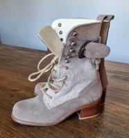 Leder Trachtenschuhe Stiefel mit Absatz 36 Bayern - Fürth Vorschau