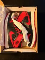 Nike  Air Jordan 1 mid Rheinland-Pfalz - Bad Ems Vorschau