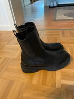 MARCO TOZZI Damen Chelsea Boots aus Kunstleder Plateau Baden-Württemberg - Weinsberg Vorschau