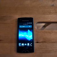 Sony Ericsson Xperia Ray ST18i + viel Zubehör Nordrhein-Westfalen - Arnsberg Vorschau