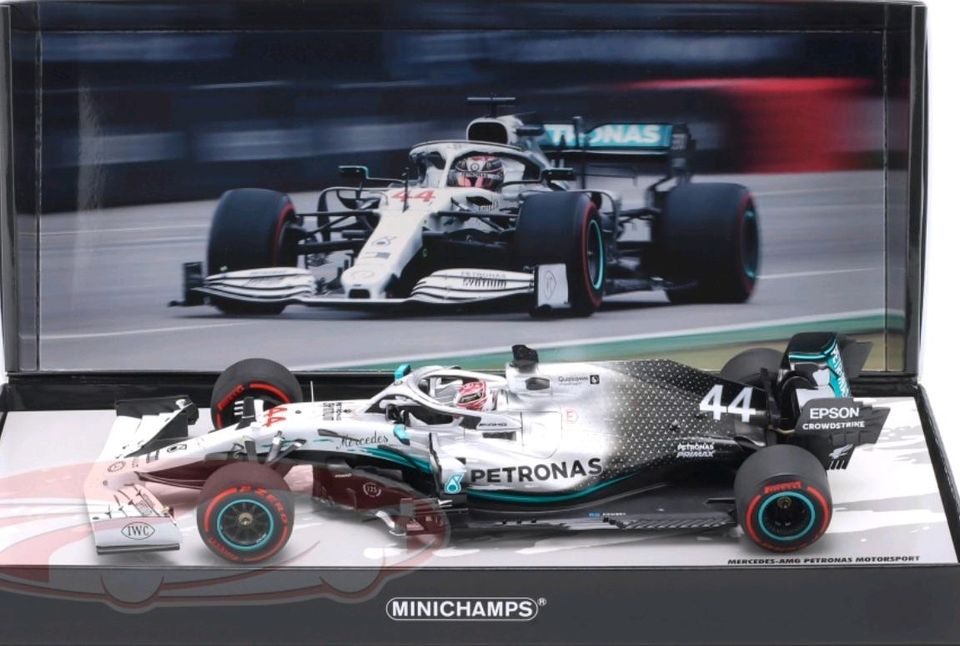 Minichamps 1:18 Mercedes GP W10 GP Germany 2019 Hamilton in Aachen