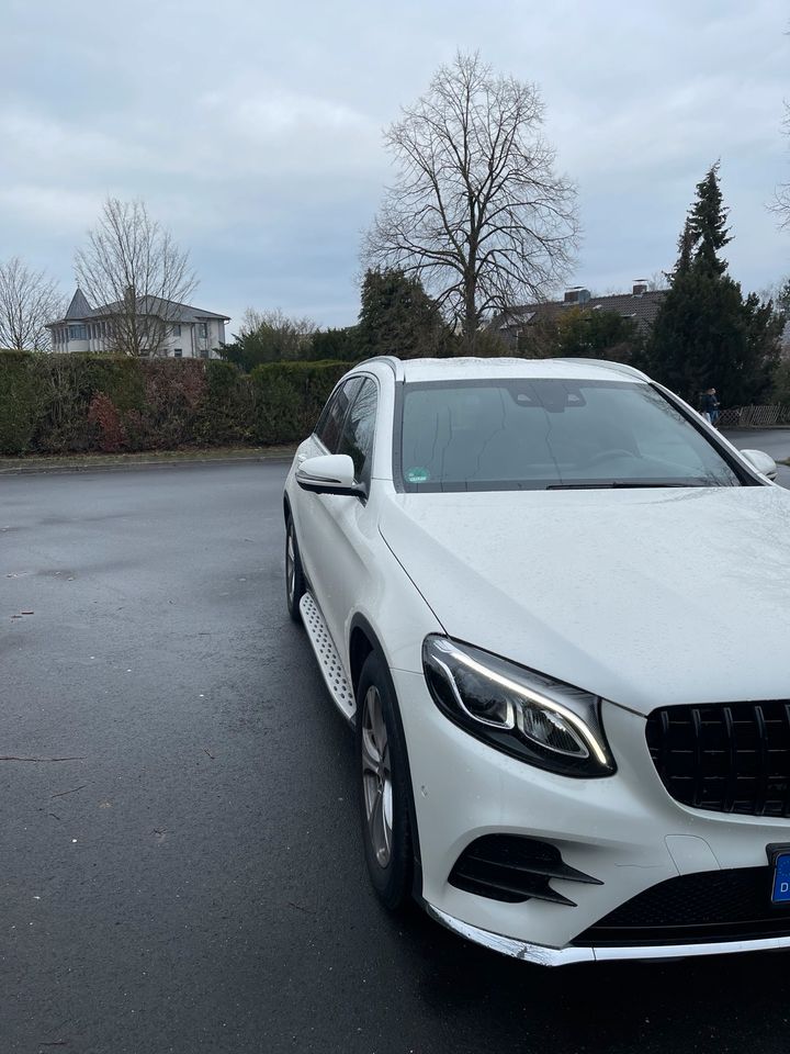 Mercedes-Benz Glc 350 d  4M*Amg line*Distronic*Kamera in Sankt Augustin